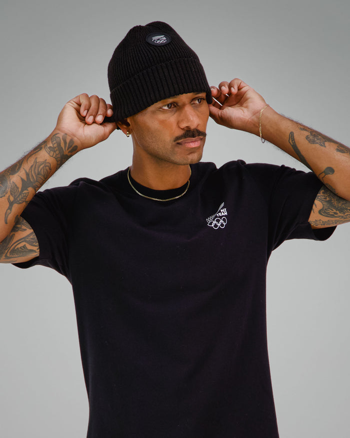 b2188_oyl_nzoc_beanie_e_1765509665000