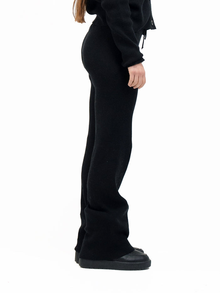 KNIT PANTS