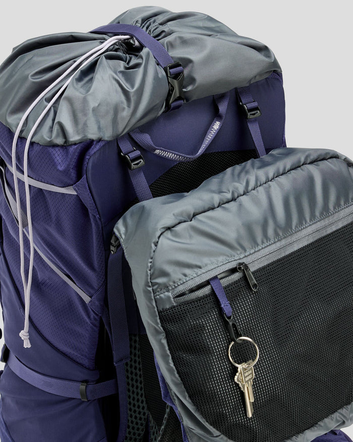 a1735_ofc_valorous_womens_55l_pack_f_1743631345000